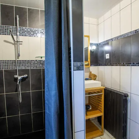 Maison En Pierre Avec Grand Jardin, Proche Vezere, Ideale Pour Familles Et Amateurs De Peche - Fr-1-616-219 Limeuil