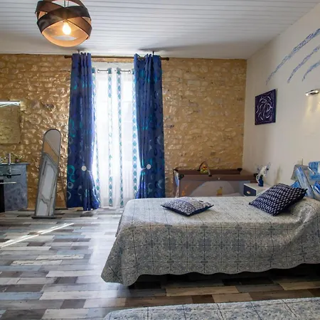 Maison Typique En Pierre Avec Grand Jardin, Animaux Acceptes - Fr-1-616-219