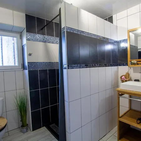 Maison Typique En Pierre Avec Grand Jardin, Animaux Acceptes - Fr-1-616-219 Hétvégi ház *