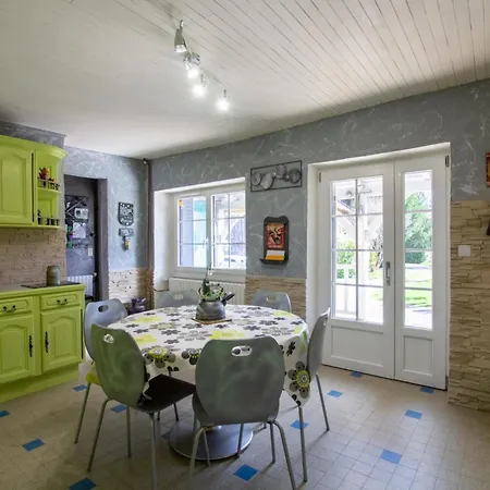 Maison Typique En Pierre Avec Grand Jardin, Animaux Acceptes - Fr-1-616-219